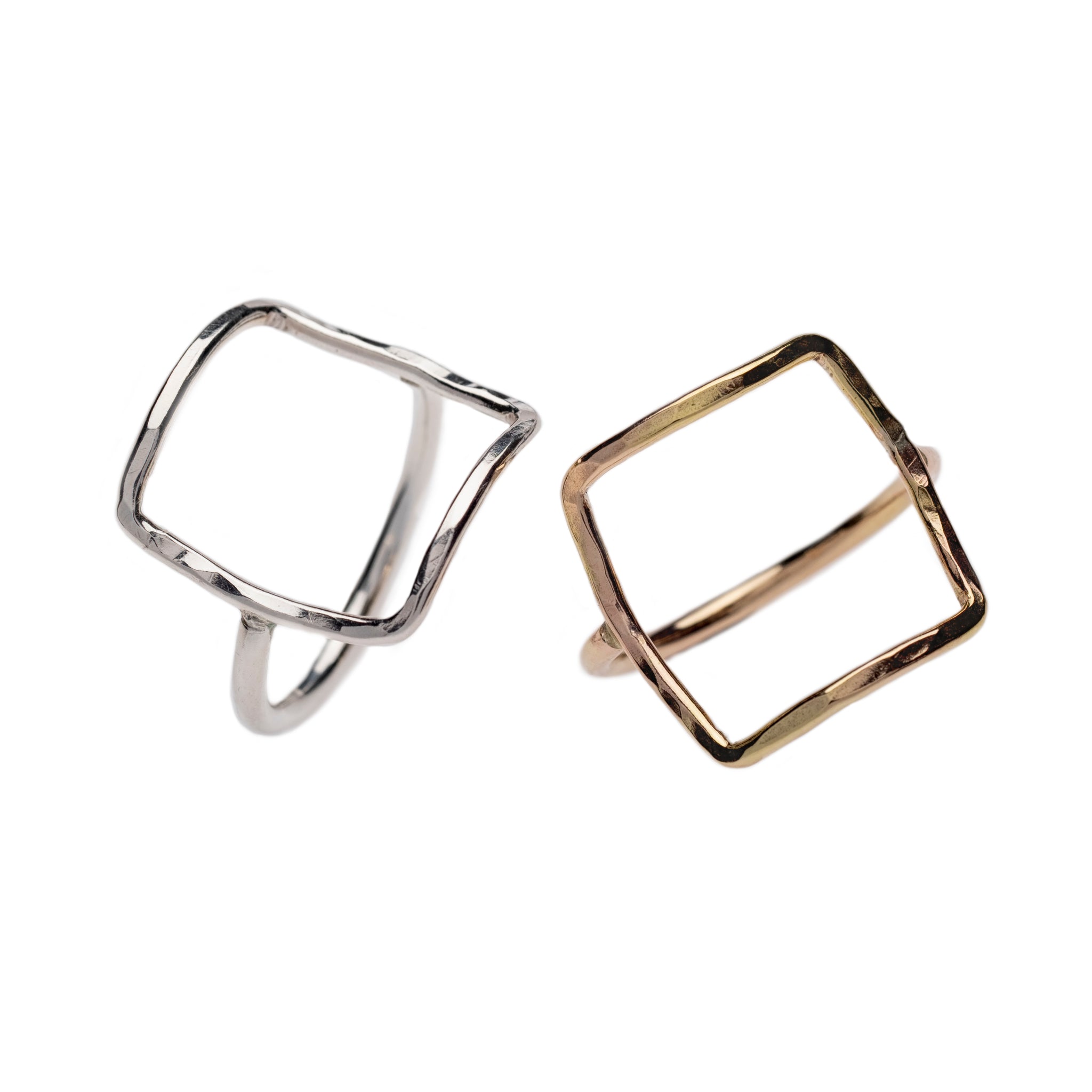 WATER AND TARNISH-RESISTANT SQUARE RING