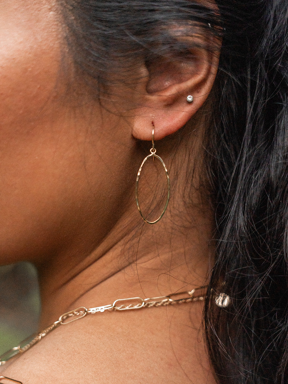 Single Oval